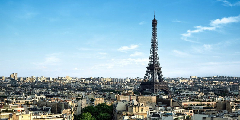 Så många bultar finns det i Eiffeltornet…