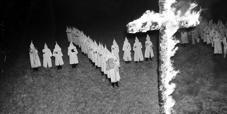 Ku Klux Klan har existerat sedan strax efter inbördeskriget i USA. Många tror att KKK är en enda stor grupp, men består i själva verket av flera smågrupper.