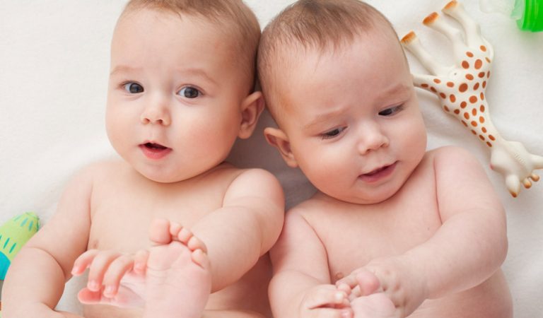 10 fascinerande fakta du behöver veta om tvillingar