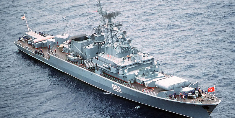 Myteri utbryter på sovjetisk fregatt 1975…