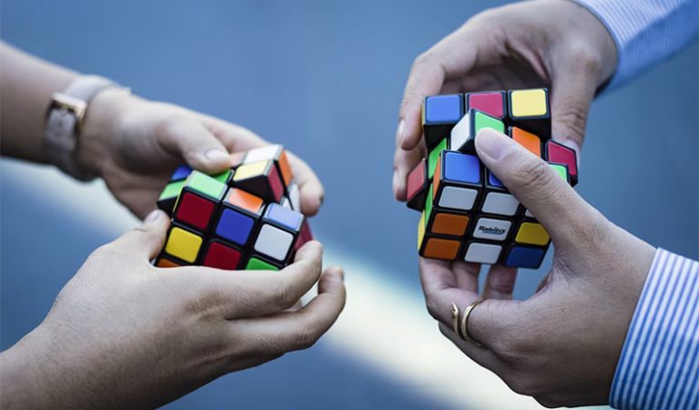 10 roliga fakta du antagligen inte visste om Rubiks kub