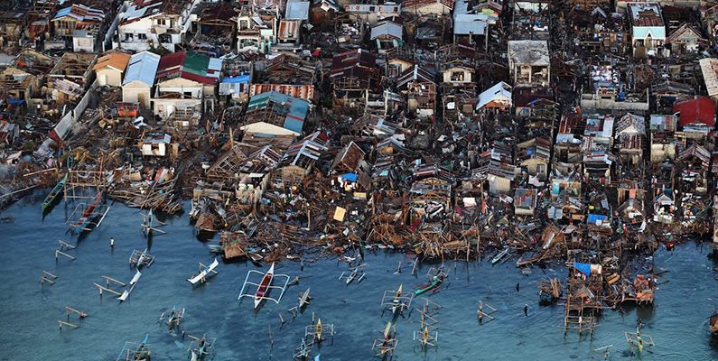 10 historiska händelser som hände 1991: Den 27 maj 1991 drabbades Bangladesh av en förödande cyklon vid namn "Cyclone 02B" (även känd som "Cyklonen Gorky"). Cyklonen orsakade omfattande förstörelse och ledde till förlusten av många liv. Uppskattningsvis omkom cirka 138 000 människor och hundratusentals andra drabbades av skador och förluster av sina hem till följd av cyklonen.