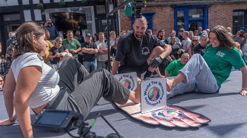 10 extremt ovanliga världsmästerskap du inte visste fanns
#2: World Toe Wrestling Championships