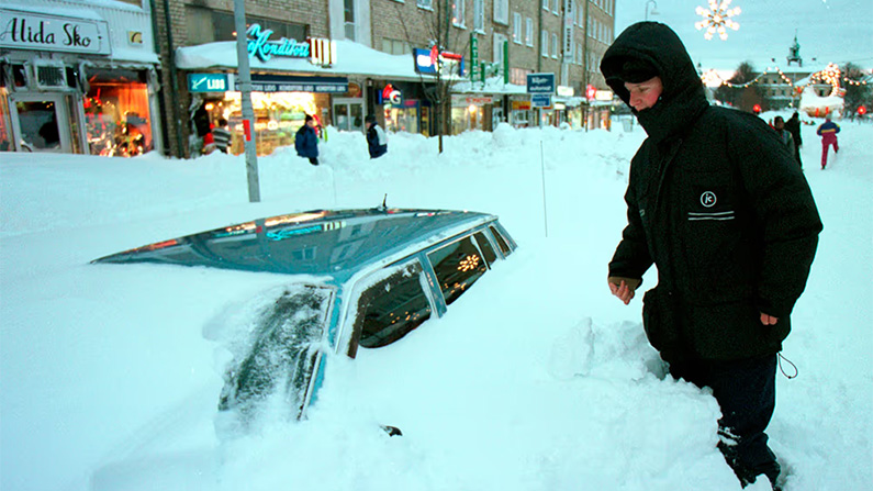 10 historiska händelser som hände 1995:
Den massiva snöstormen i södra Sverige 1995…