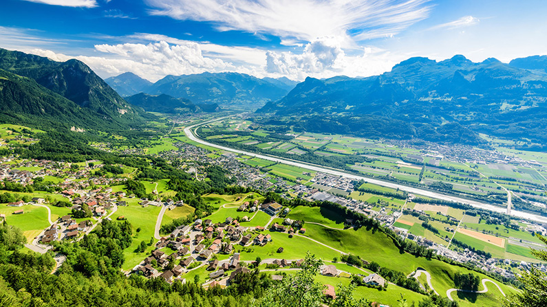 Liechtenstein är ett dubbelt landlåst land…